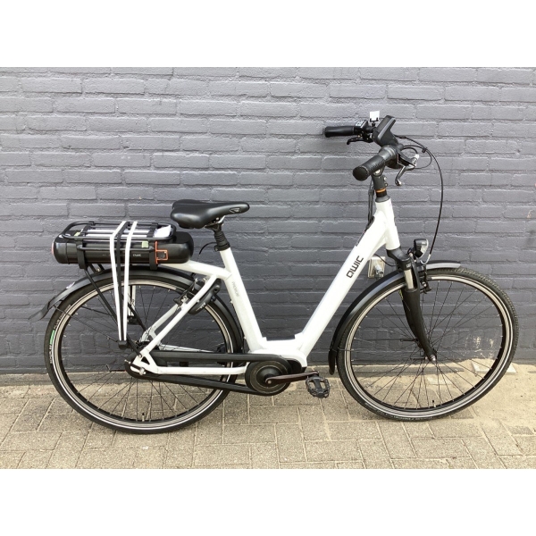 Qwic MN7 Dames-50 cm-Wit